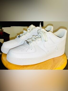 Nike Men's White Air Force 1 “07” Low Sneakers
